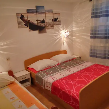 Eljuga Family Apartment *